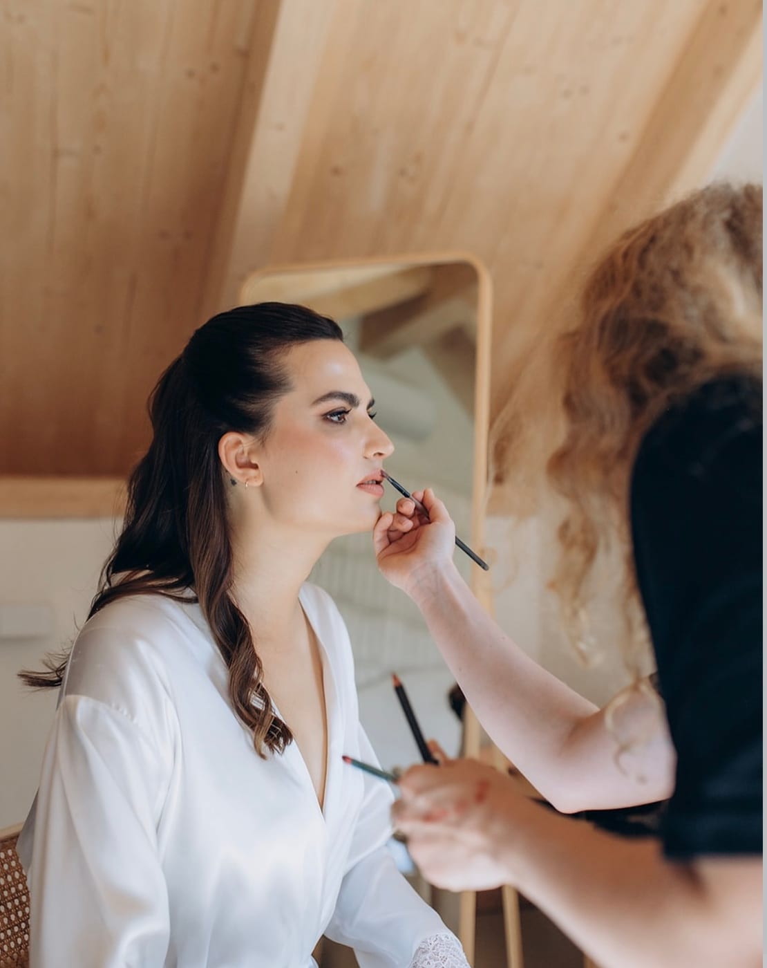 Lipstick application — make-up lesson
